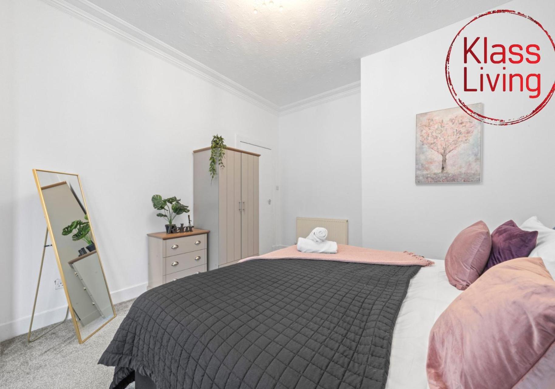 Bute Apartment By Klass Living Coatbridge Eksteriør billede